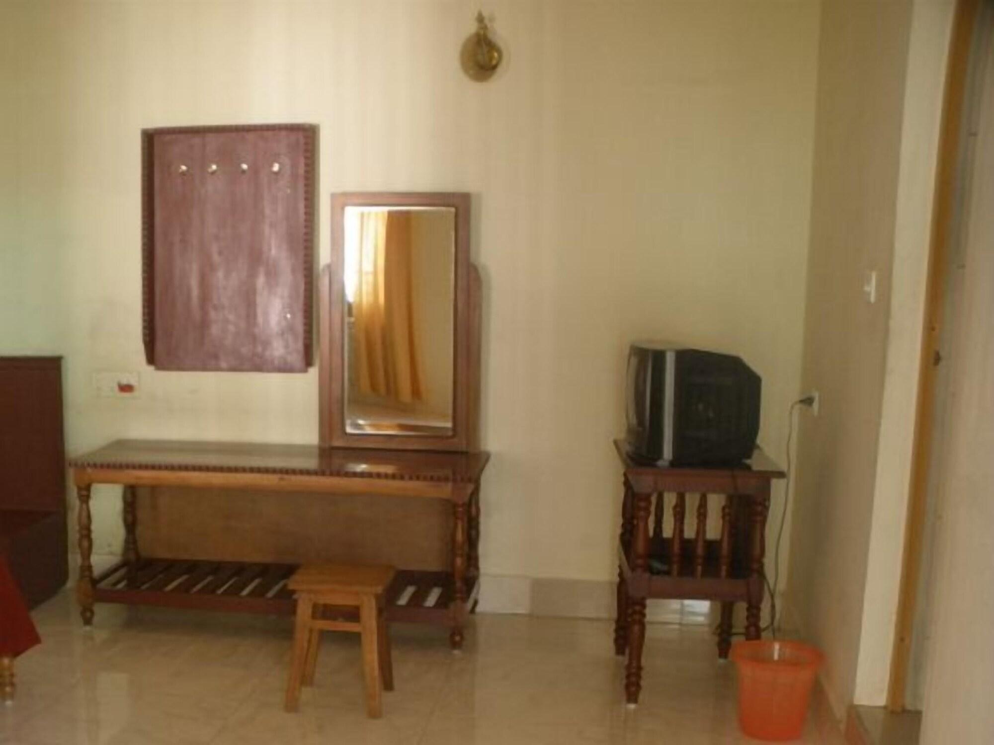 Jungle Palace Homestay Thekkady Eksteriør billede